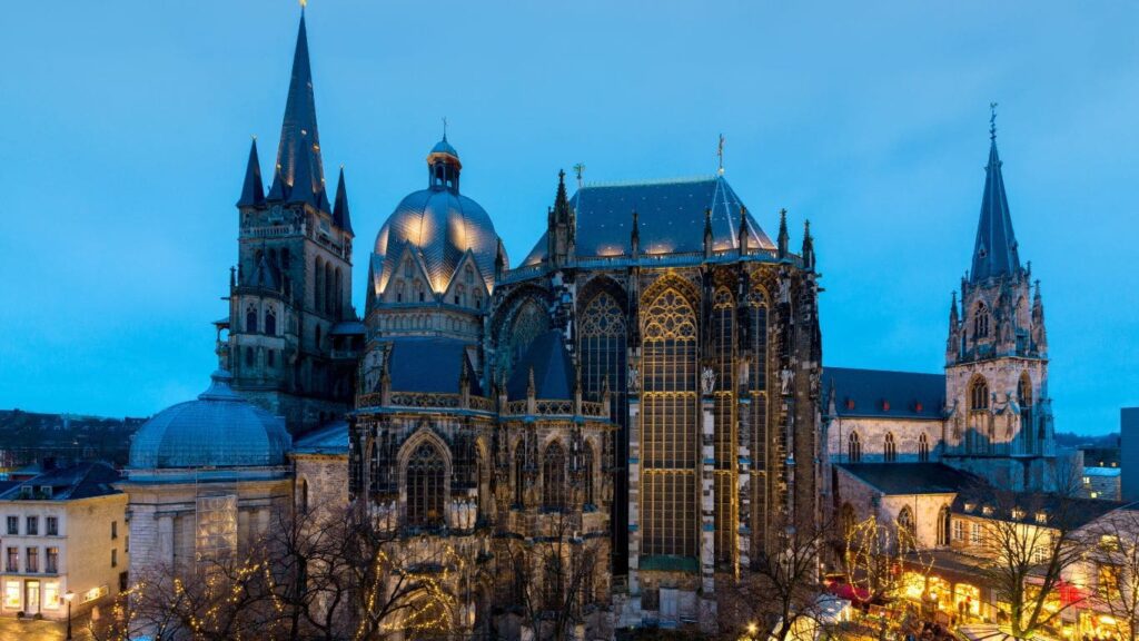 Mercado navideño Aquisgrán