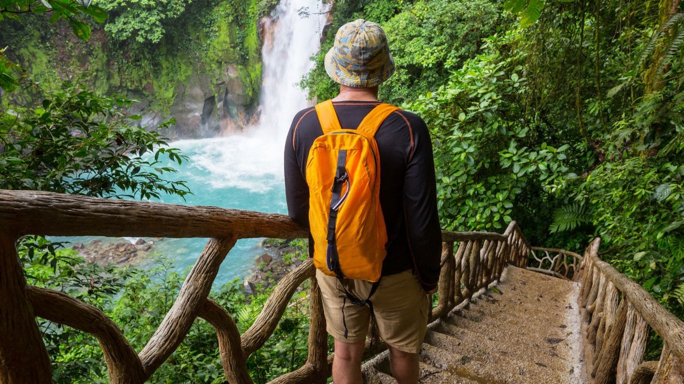 mochilero hike costa rica